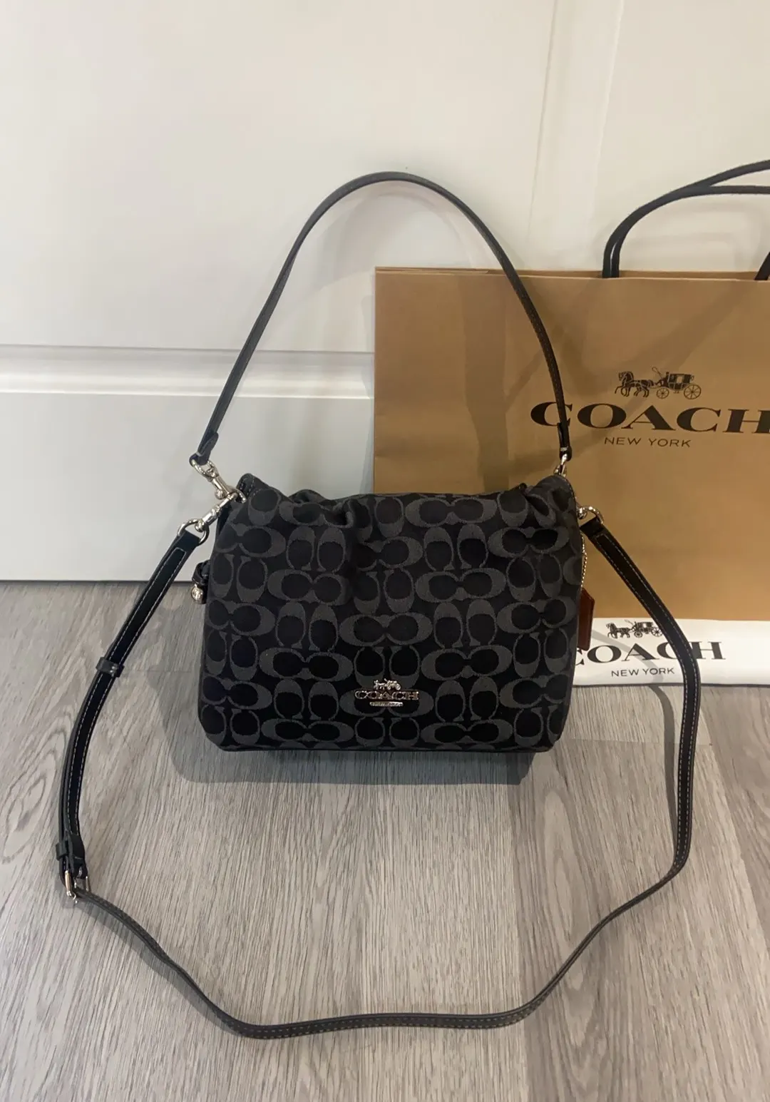 Coach Bag00010 Style Image 4 Coach Bag00010 Style Image 4