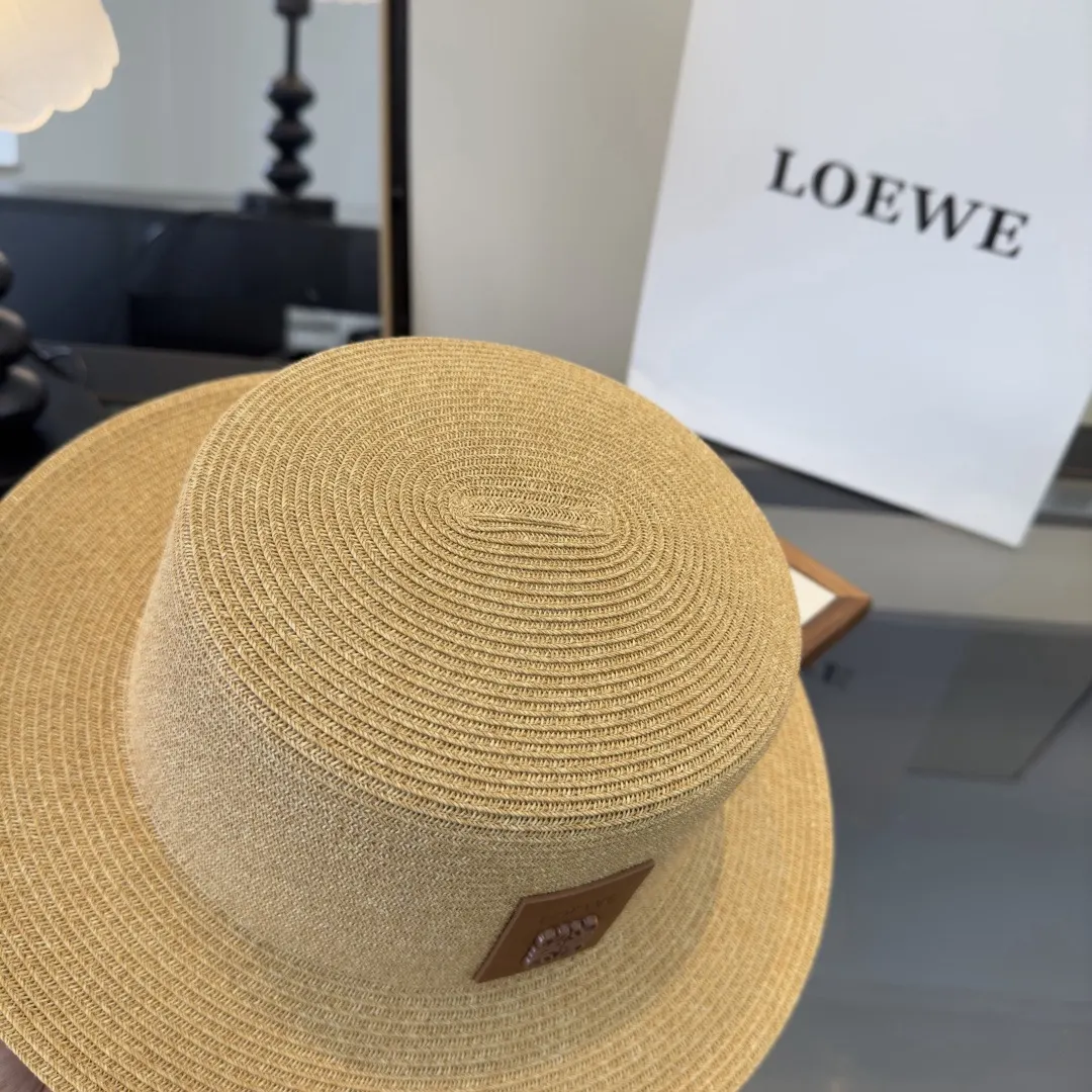 Loewe 草帽 度假遮阳款