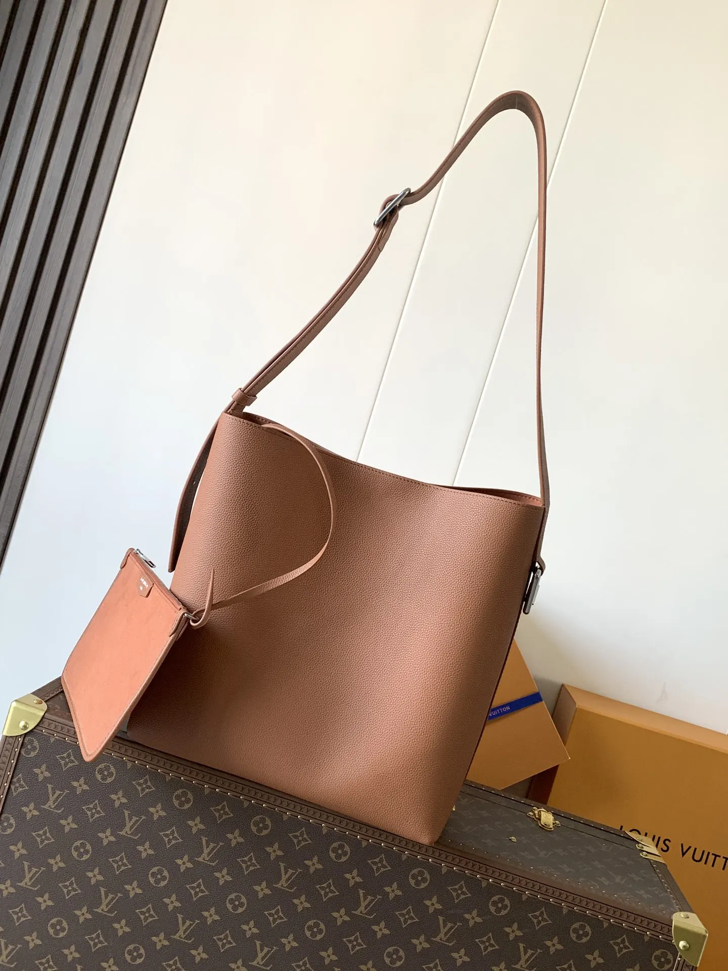 Louis Vuitton Hobo Shoulder Bag Vintage Leather