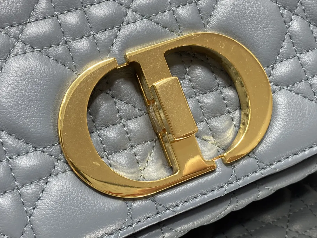 Dior Caro Leather Handbag Image 4 Dior Caro Leather Handbag Image 4