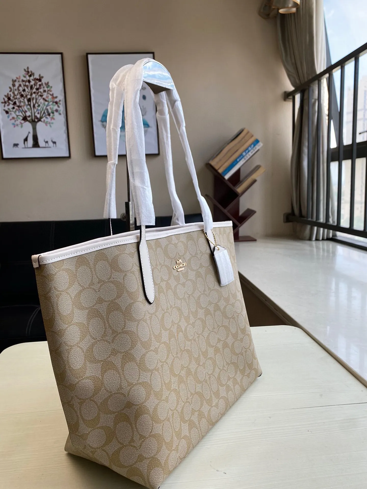 Coach 帆布 内置拉链袋 托特包 大容量托特款