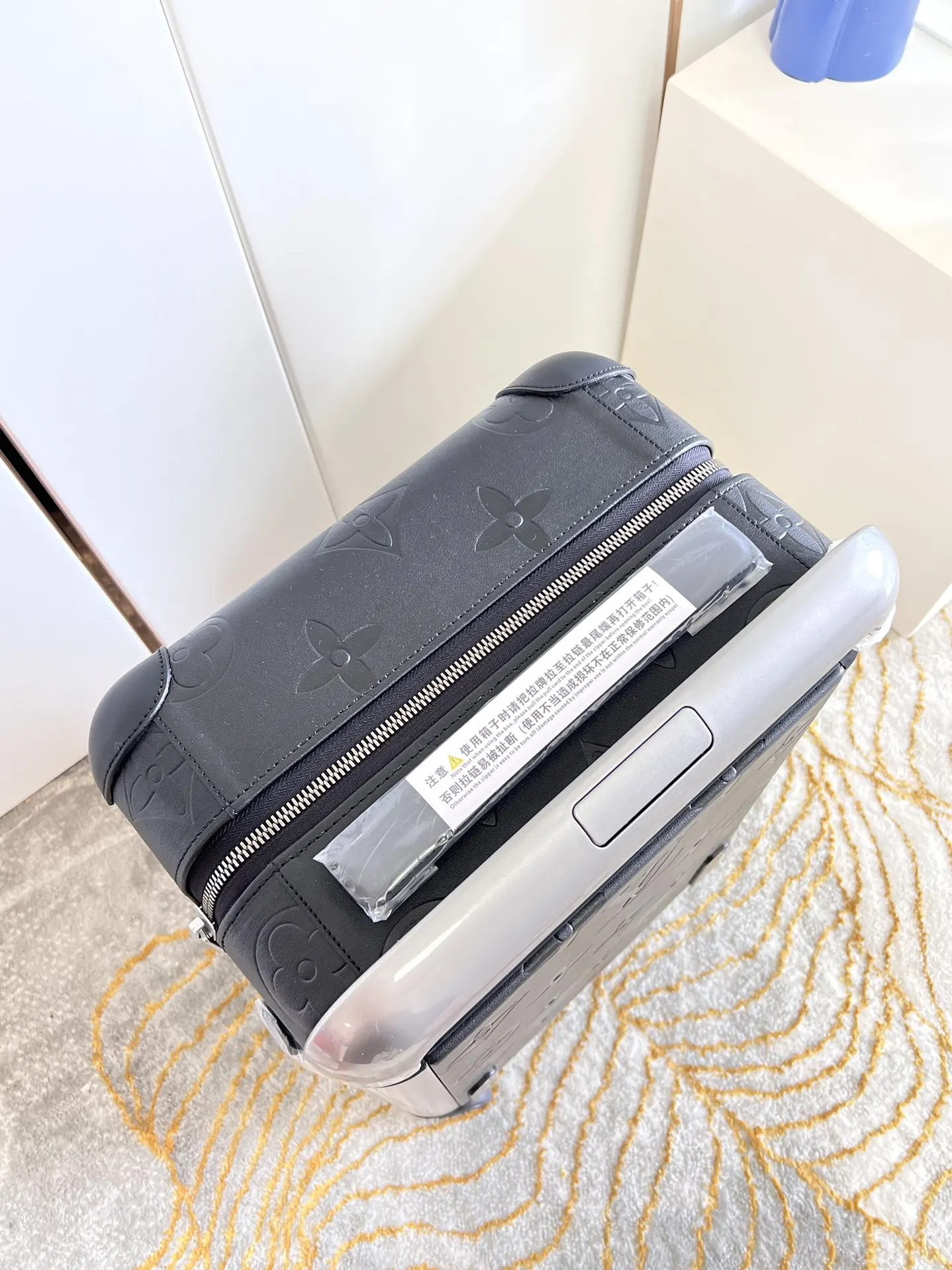 LV 黑色 帆布 行李箱 旅行拉杆款 輕便出行款