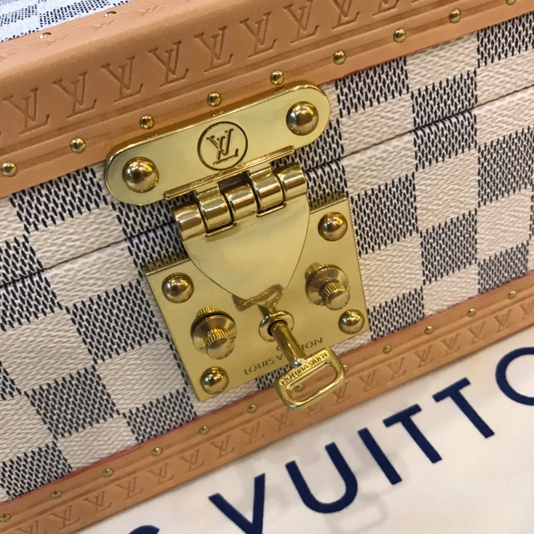 LV 银色 帆布 只装 手表盒 表装表盒以经典Mo经典腕表款