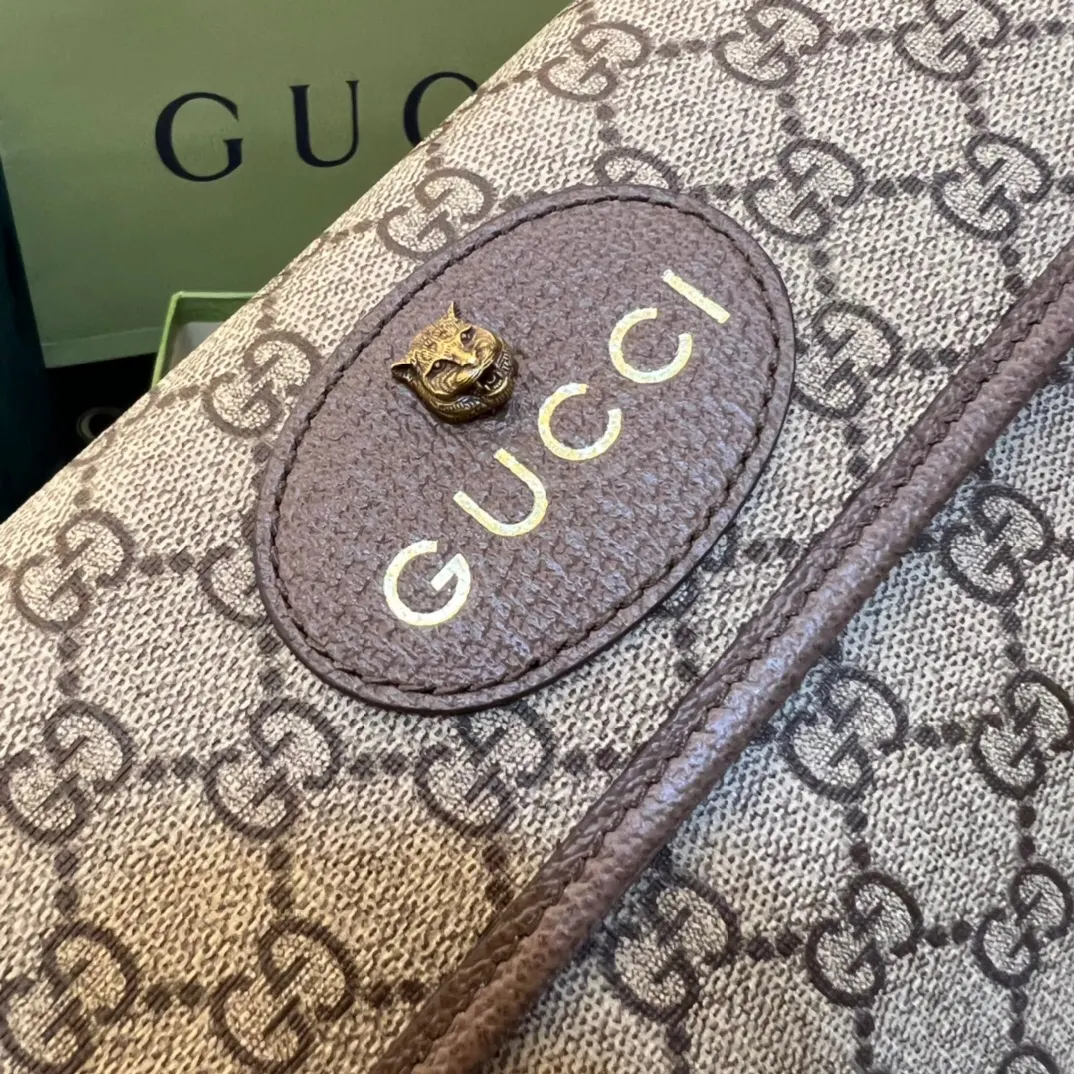 Gucci 品牌 古奇 头腰包 采用意 休閒腰包款