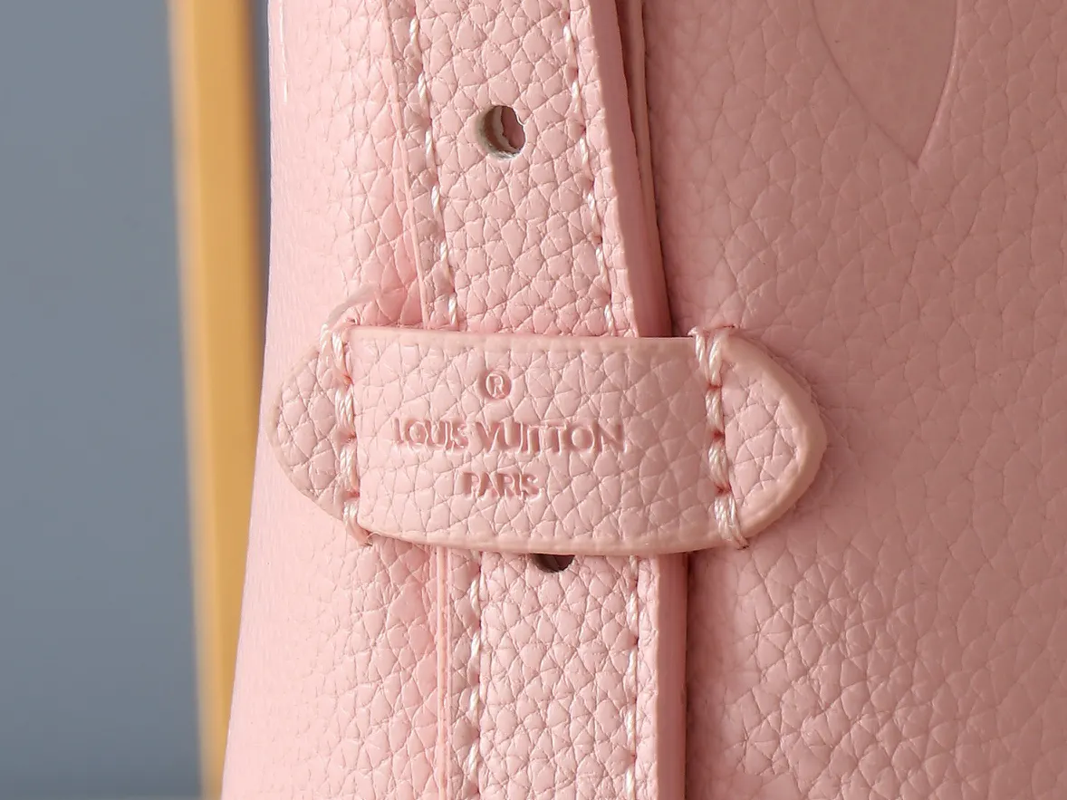 CarryAll Monogram 手拿包 精致手拿款