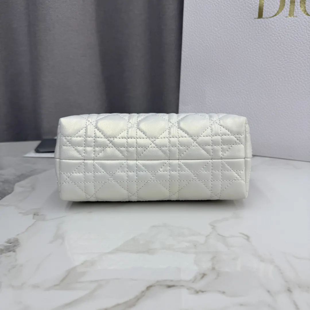 Dior 白色 金色 羊皮 鏈條包 精致鏈條款