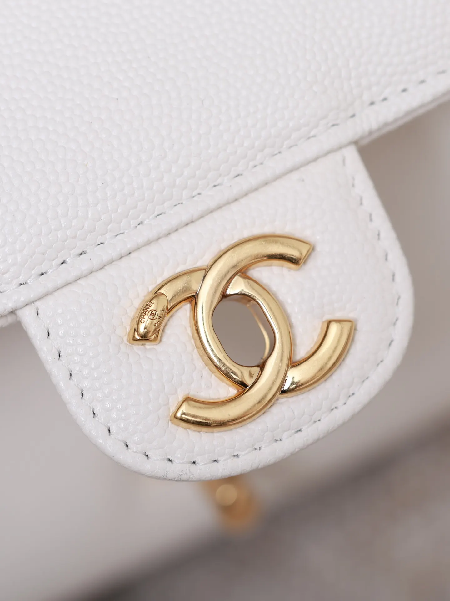 Chanel Hobo Shoulder Bag Vintage Image 9 Chanel Hobo Shoulder Bag Vintage Image 9