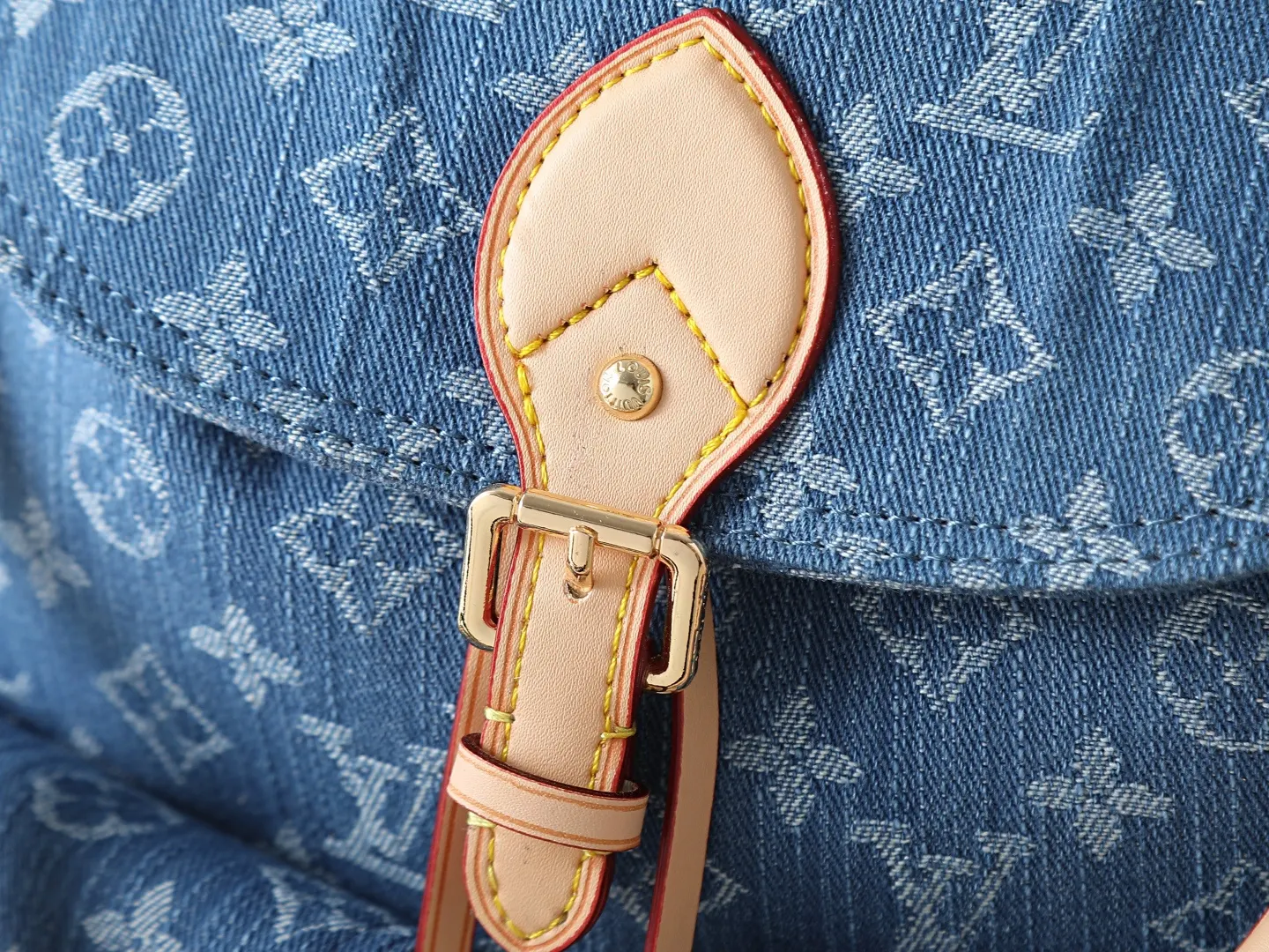 皮革 升级 Denim Re 雙肩包 实用雙肩款