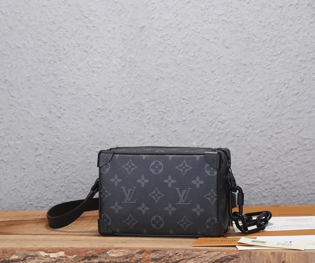 黑色 牛皮 动态 开发 Virgil Abloh 鏈條包 精致鏈條款