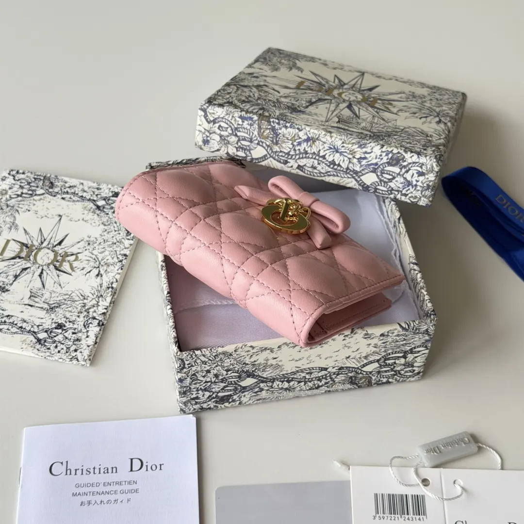 Dior 粉色羊皮迷你化妆包 收纳