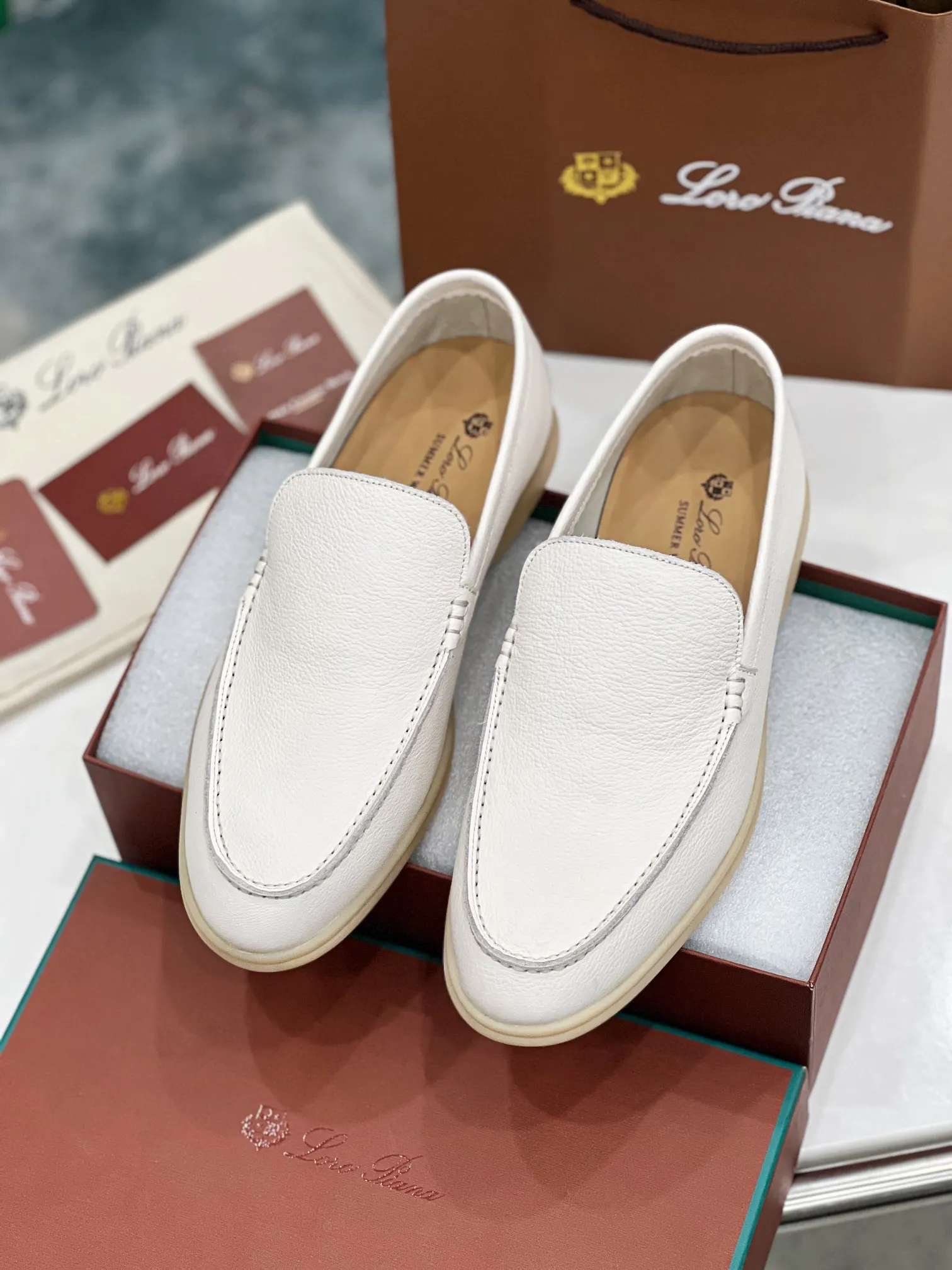 Hermès Sneakers