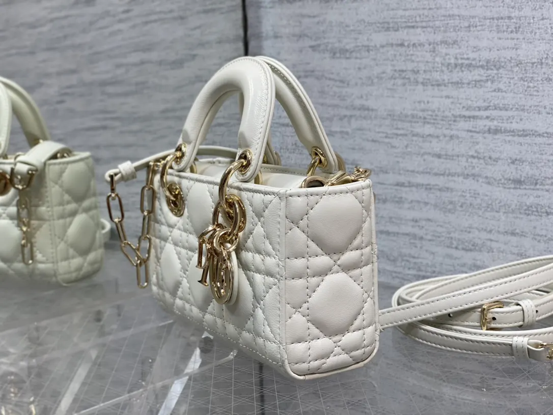 Dior Lady Dior Lady 羊皮链条包 手提斜挎 复古