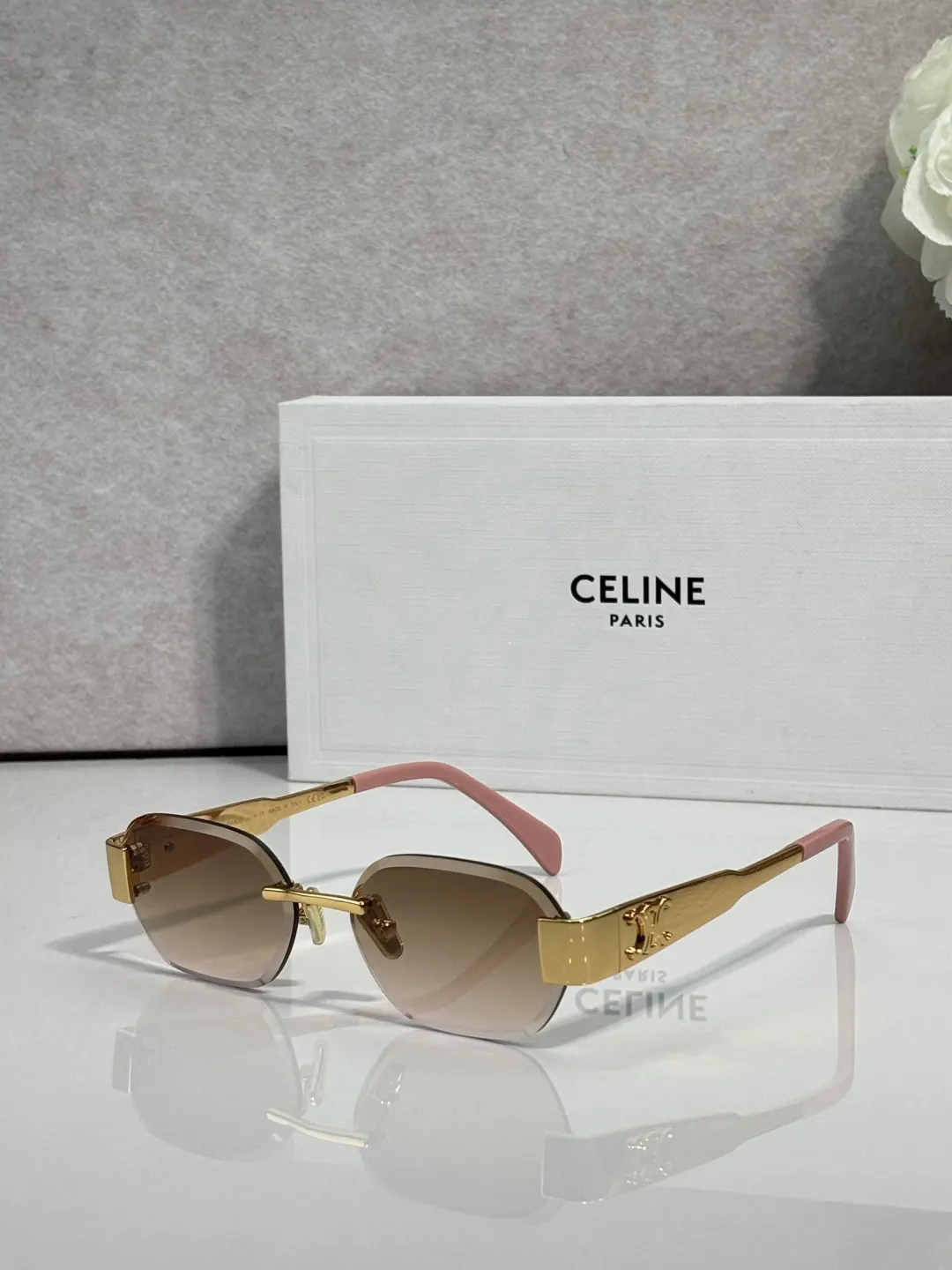 Fashion Item Fashion