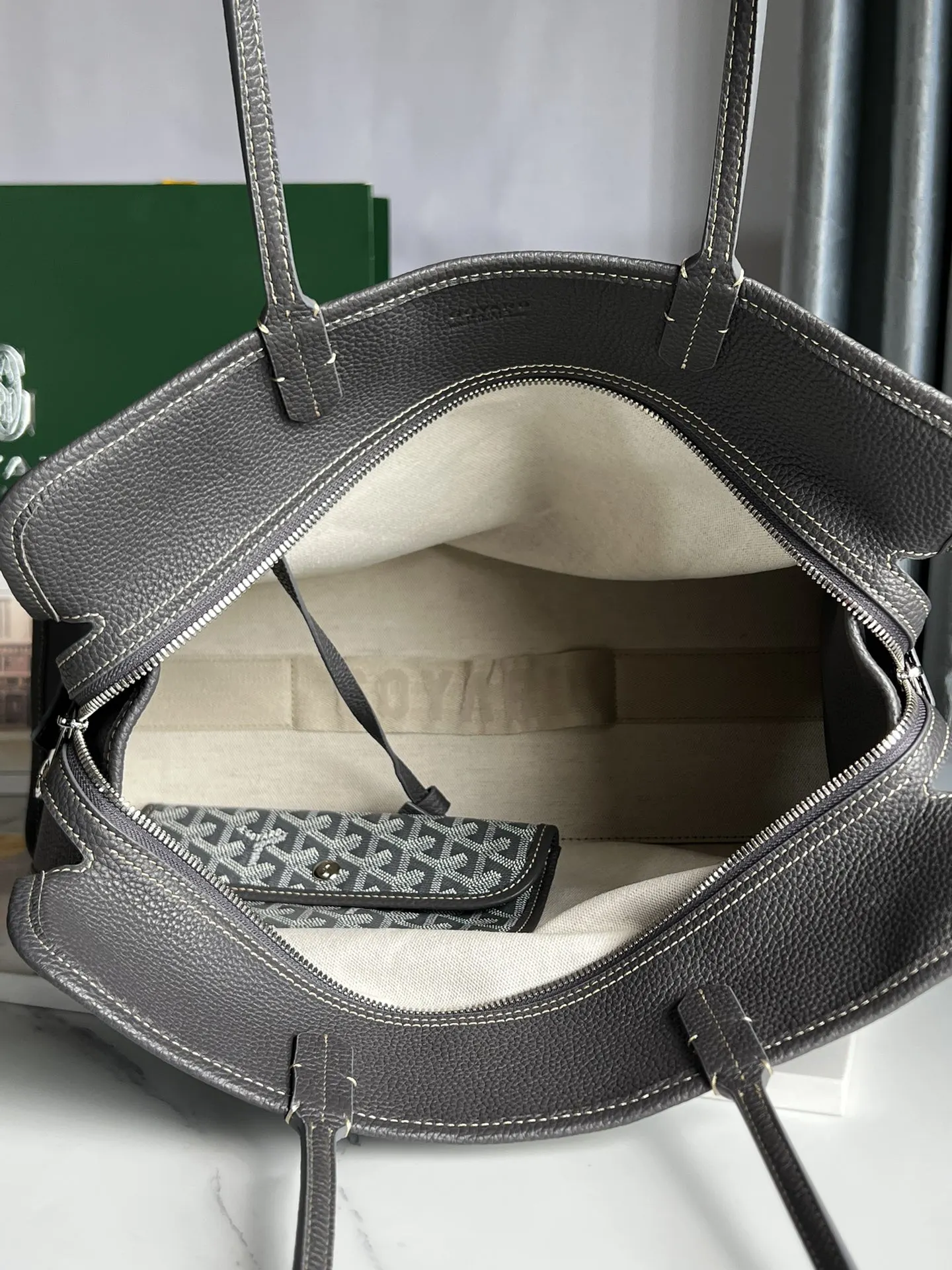 Fashion Item Travel