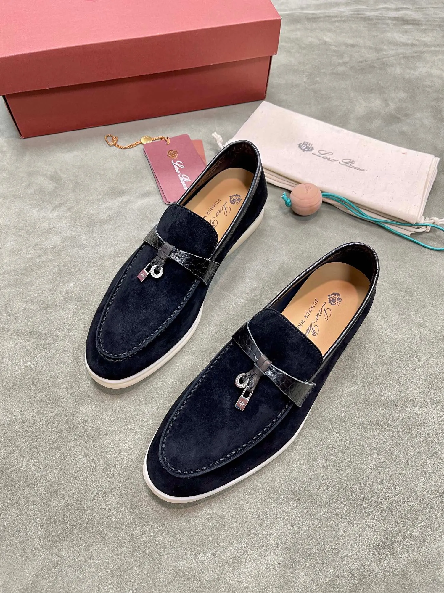 Hermès Loafers