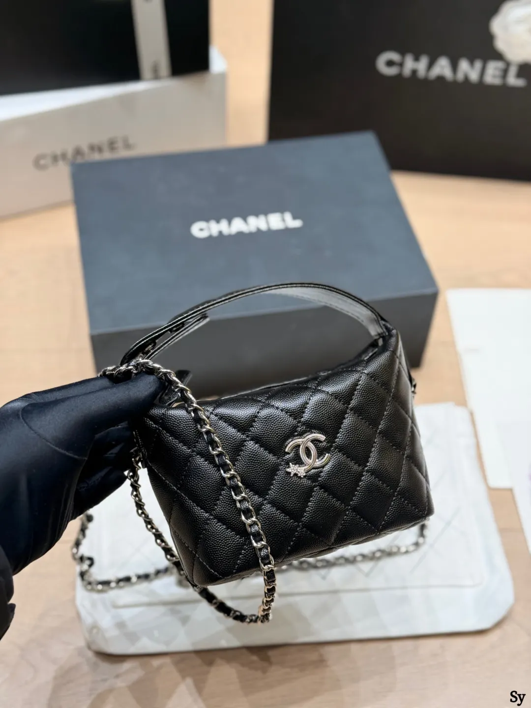 Silver Chain Bag Leather