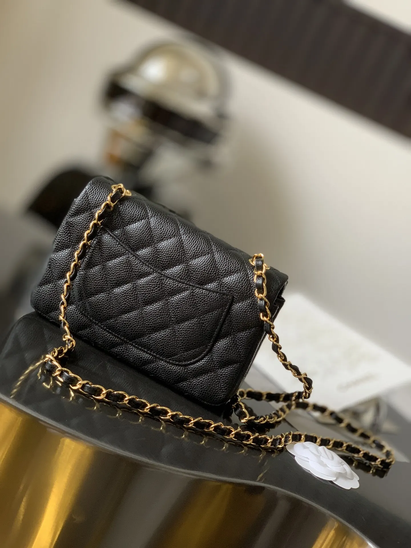 Chanel Caviar Cowhide Flap Chain Bag One Shoulder Cross Image 3 Chanel Caviar Cowhide Flap Chain Bag One Shoulder Cross Image 3