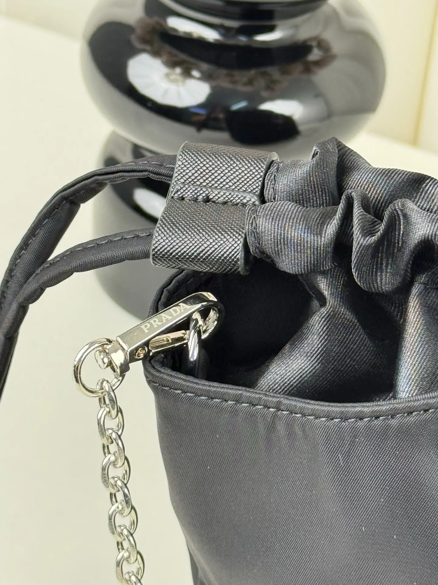 Prada Re-Nylon 三角標 手提包