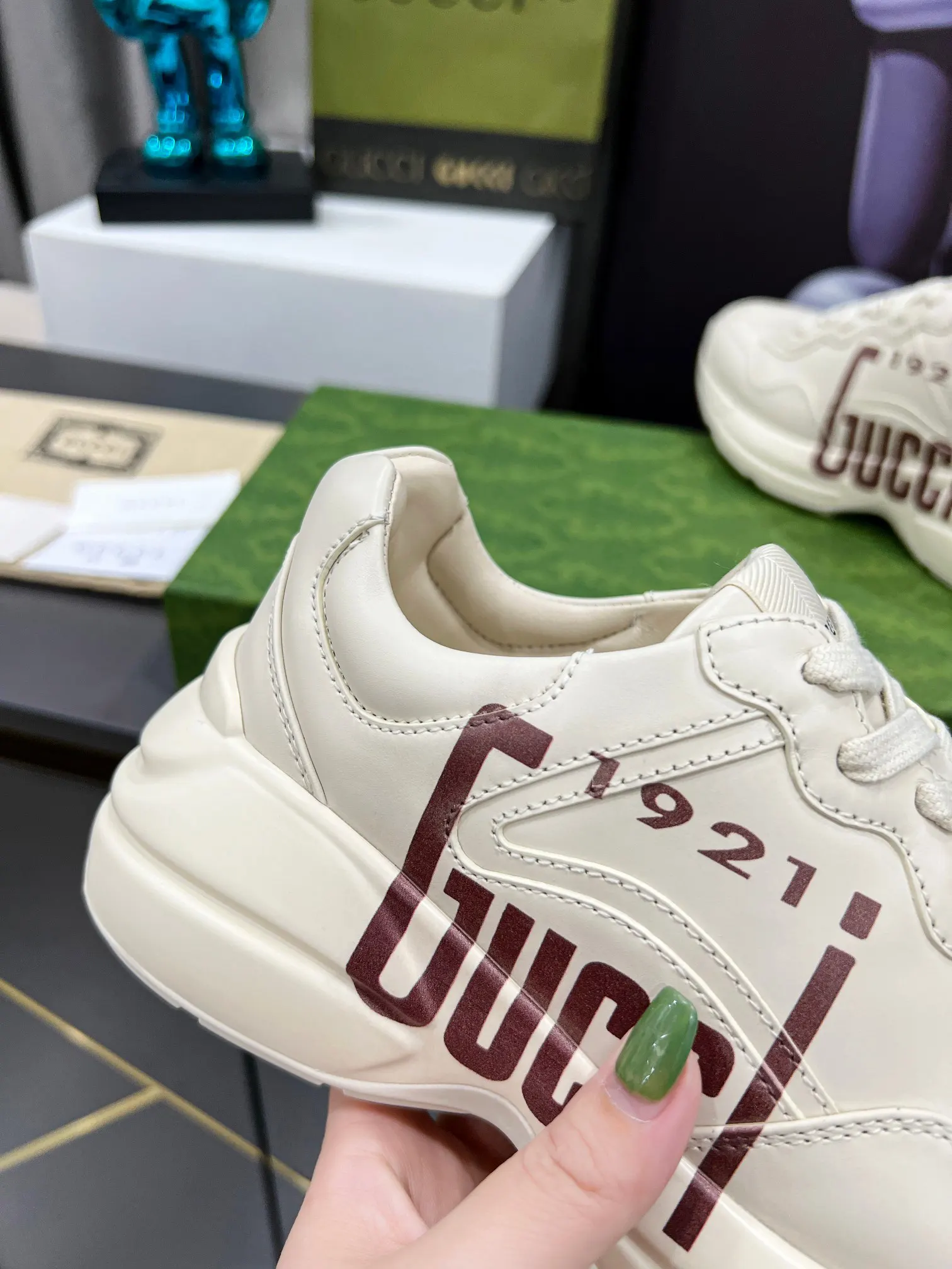 Gucci Logo休闲运动鞋 百搭款