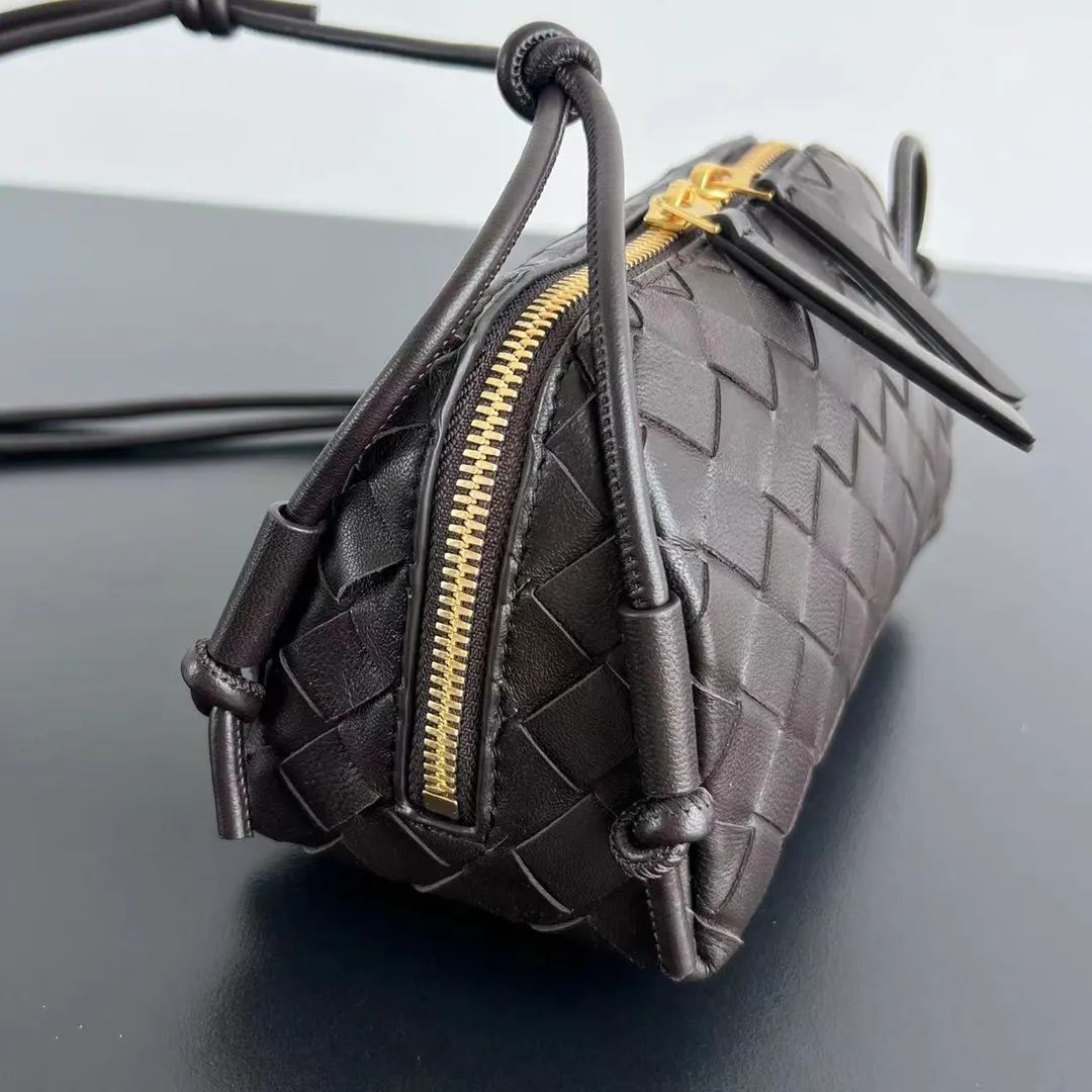 Bottega Veneta 腋下包 復古腋下背款