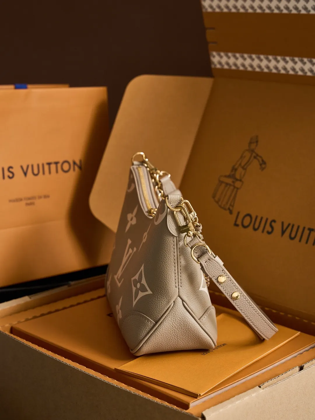 Louis Vuitton M13224 棕色 Monogram 腋下包