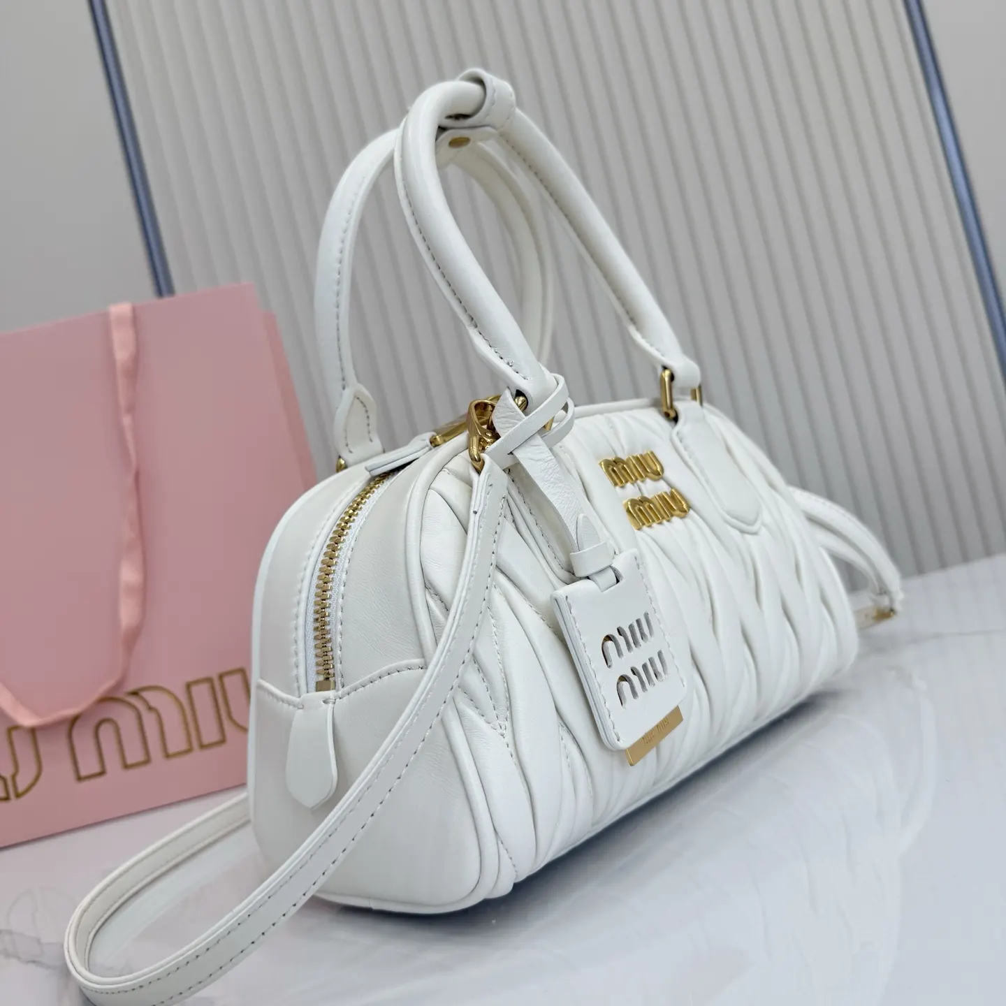 White Crossbody Bag Lightweight Vintage