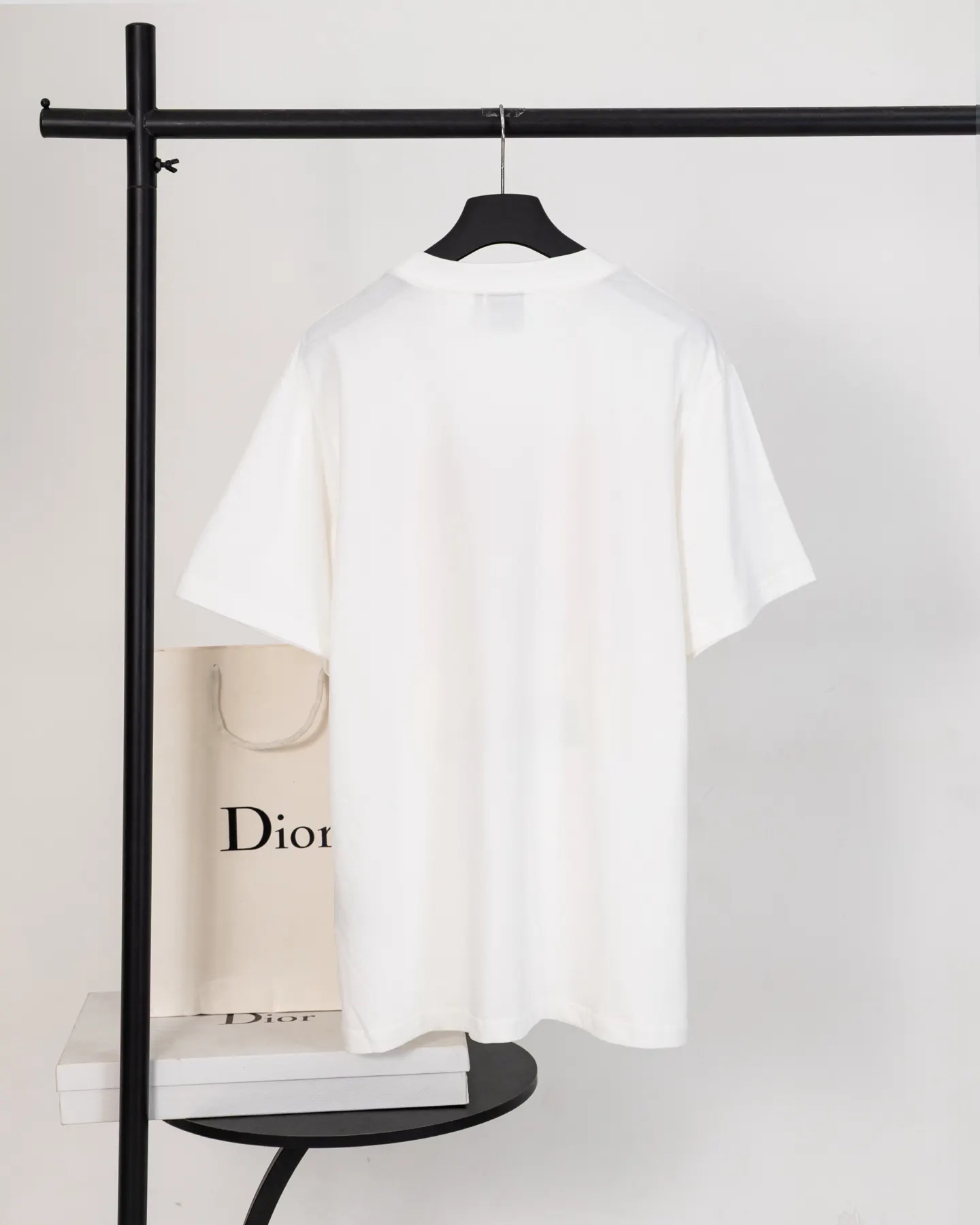 DIOR 白色 字母 刺绣 短袖T恤 休闲百搭款