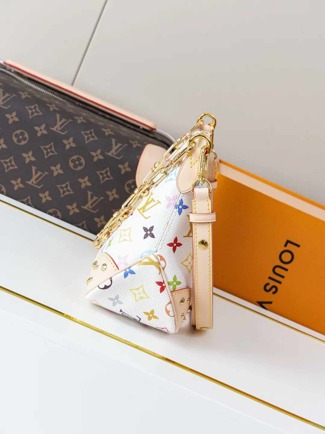 Louis Vuitton Chain Bag Canvas