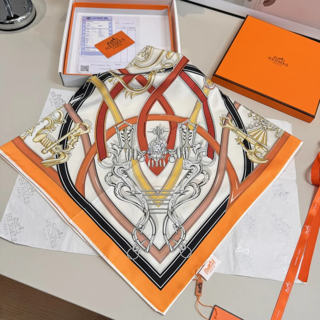 Hermès Scarf