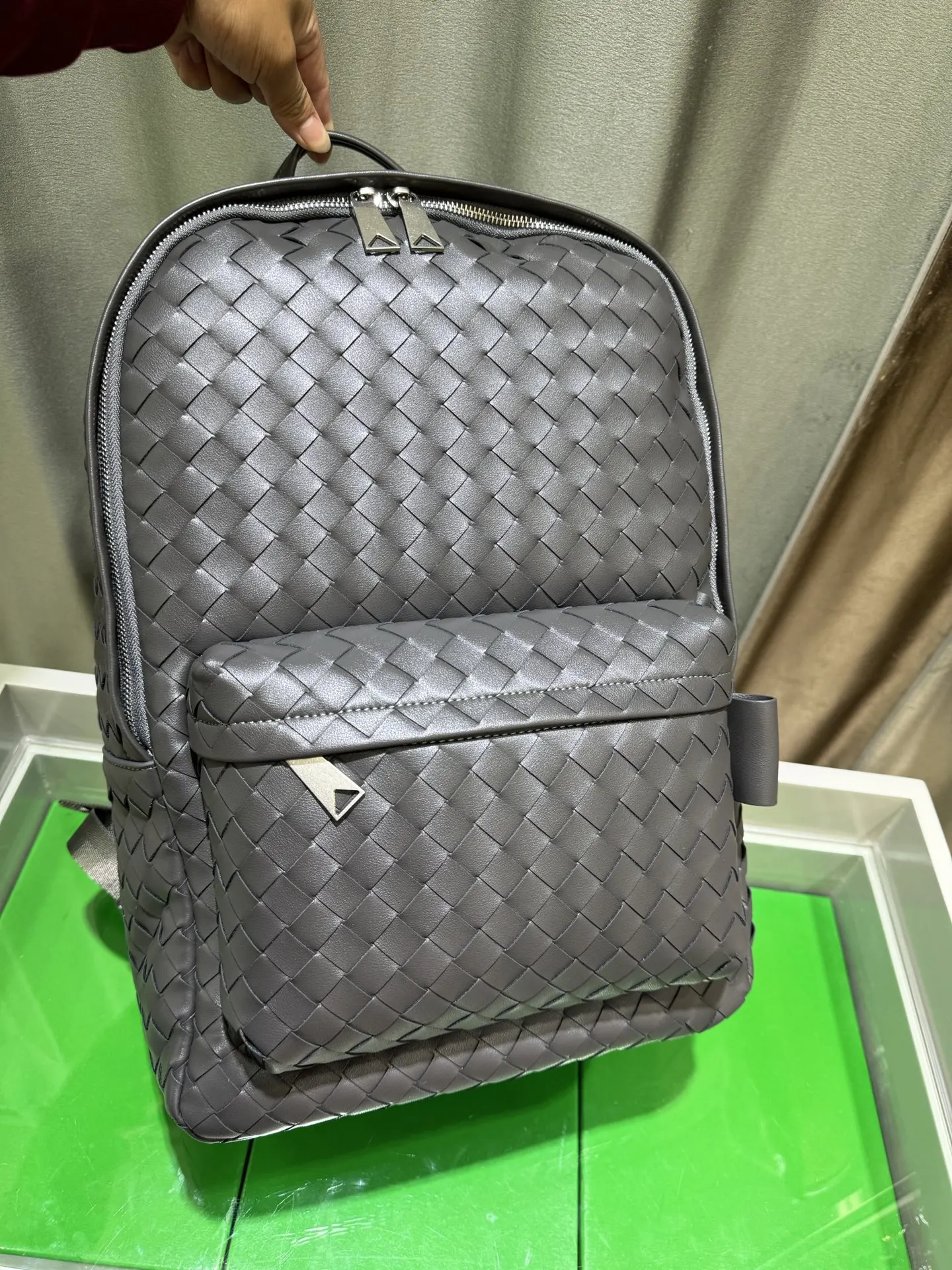 Bottega Veneta 小牛皮 雙肩包 实用雙肩款