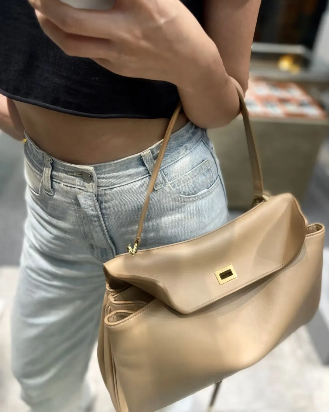 Balenciaga Rodeo 腋下包 简约腋下