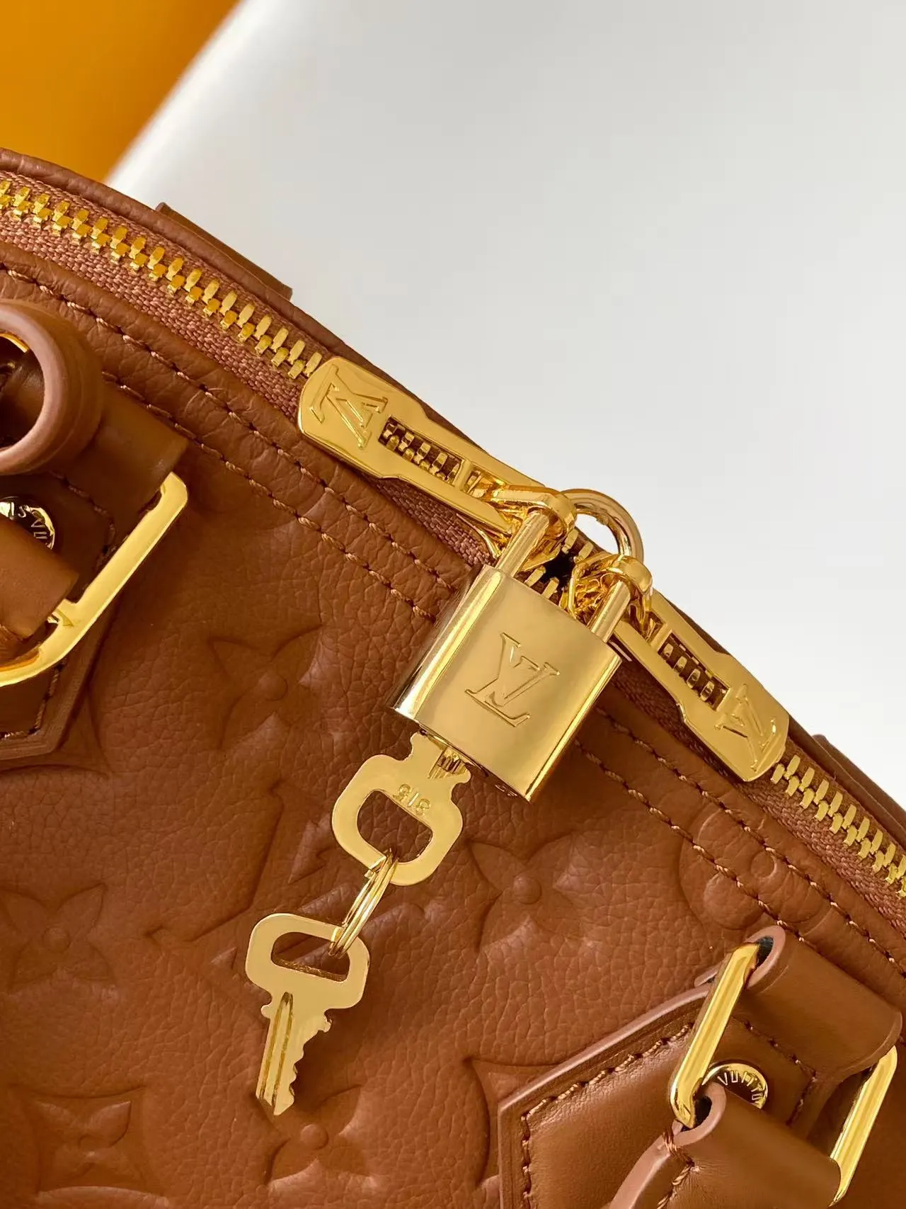 Organizer Pouch Travel Leather