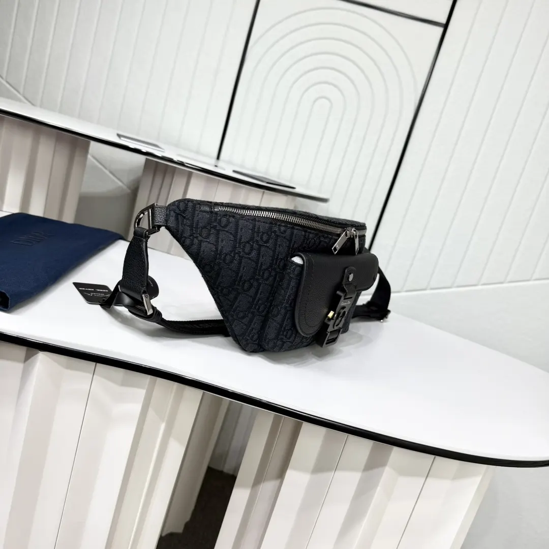 Black Organizer Pouch Travel Leather