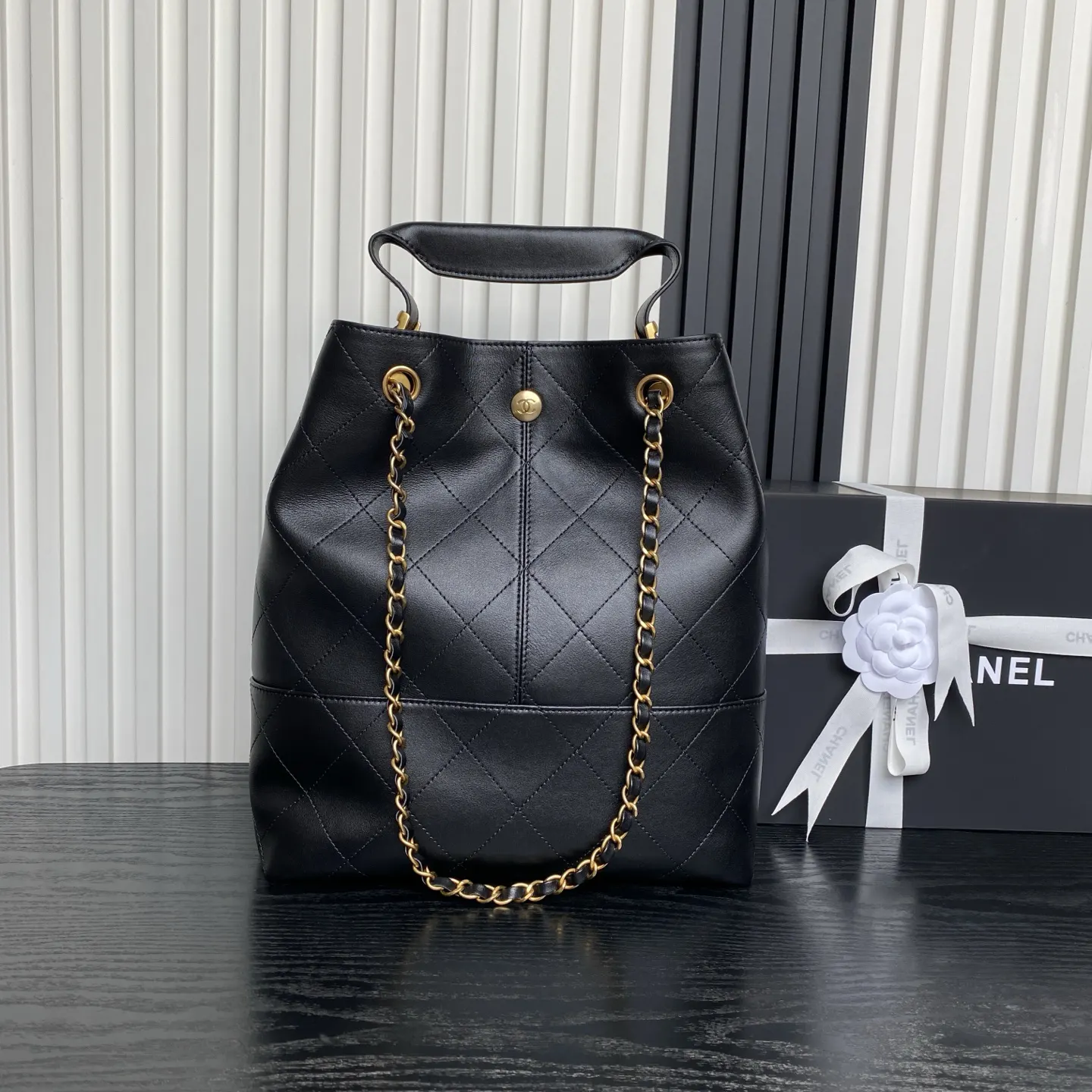 Chanel Tote Bag Leather