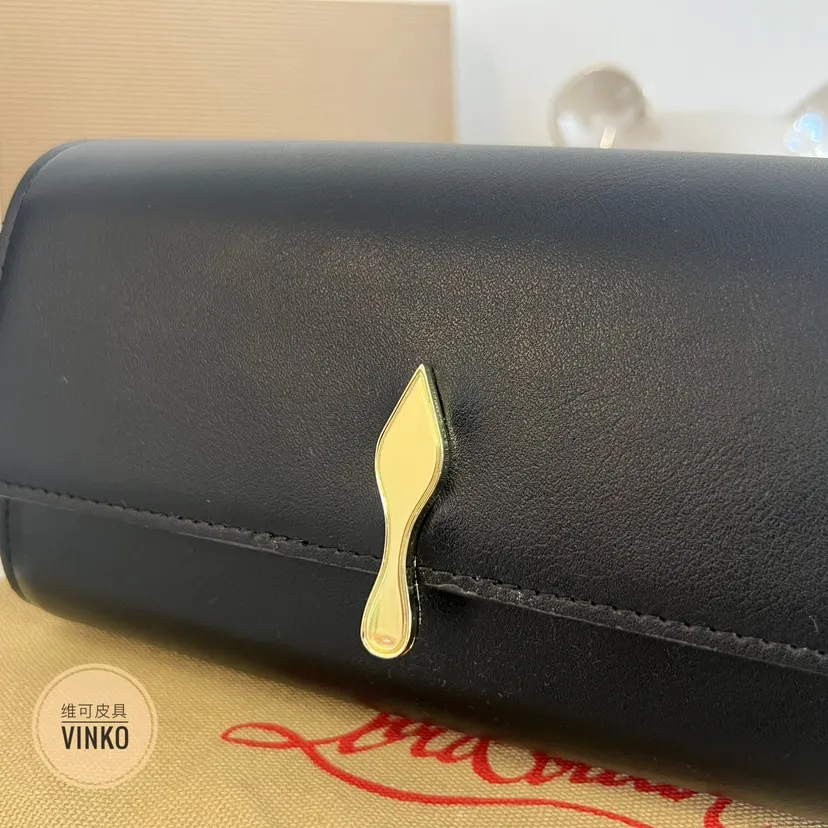 黑色 Christian Louboutin Bet 鏈條包 精致鏈條款