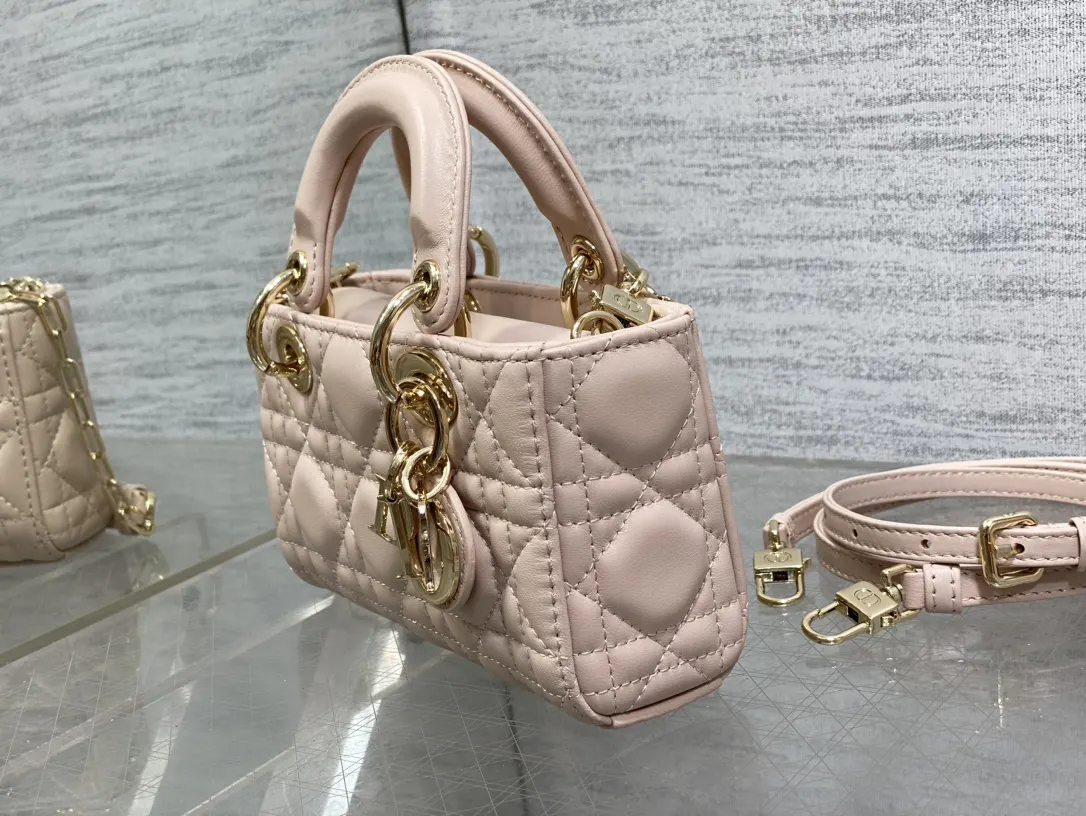 Dior Lady Dior Lady 胭脂粉色羊皮链条包 手提斜挎