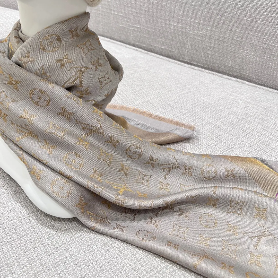 Louis Vuitton 灰色 羊毛 提花 Mo披肩 保暖披肩 围巾