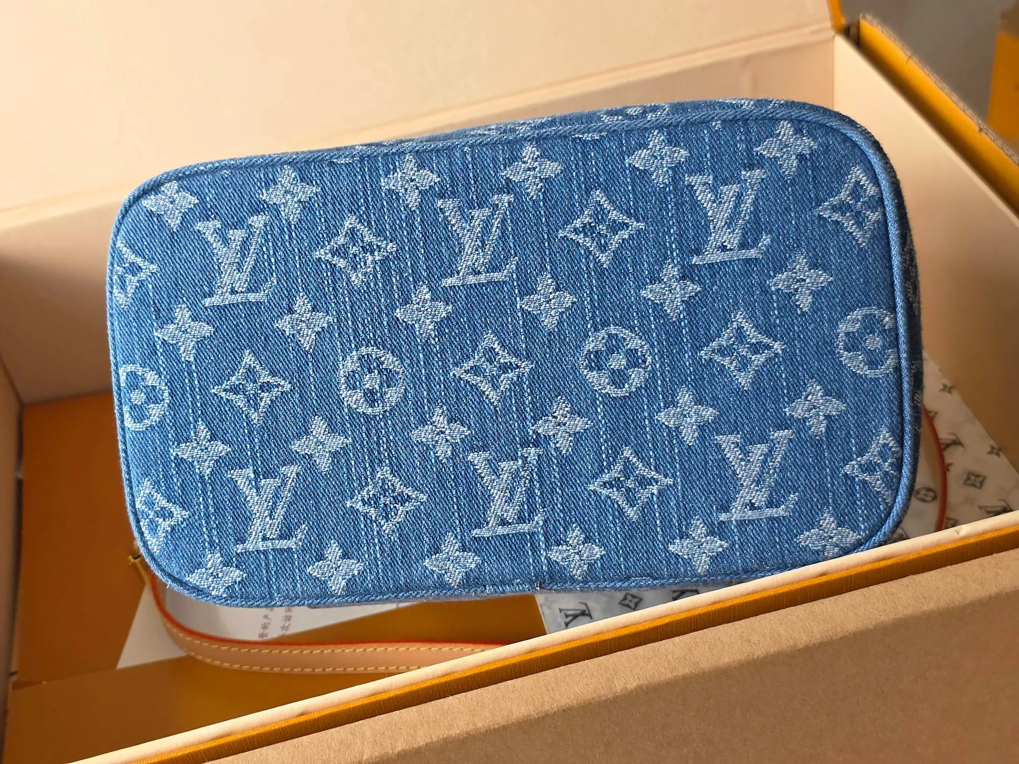 Gold Cosmetic Pouch Leather