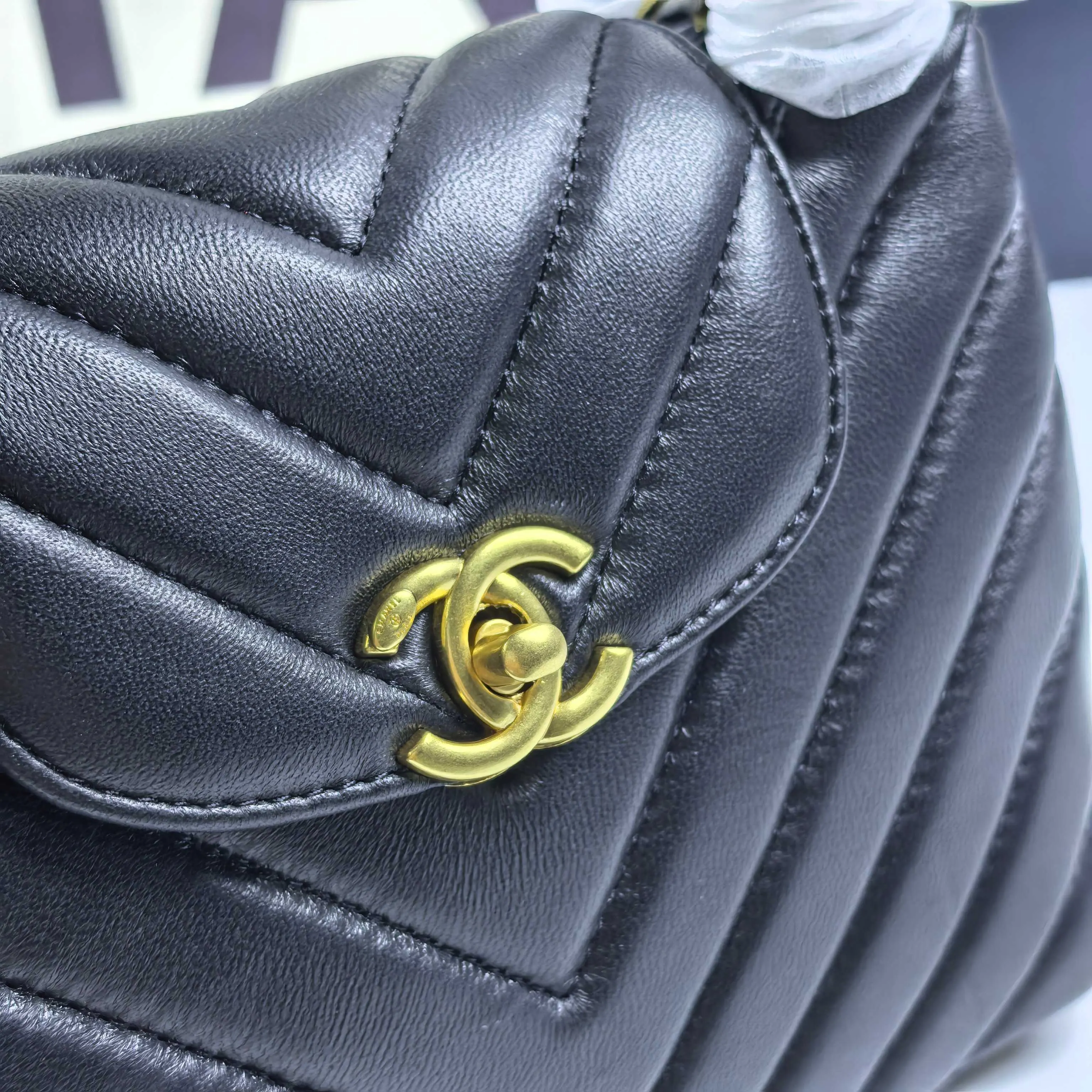 Chanel 双肩包