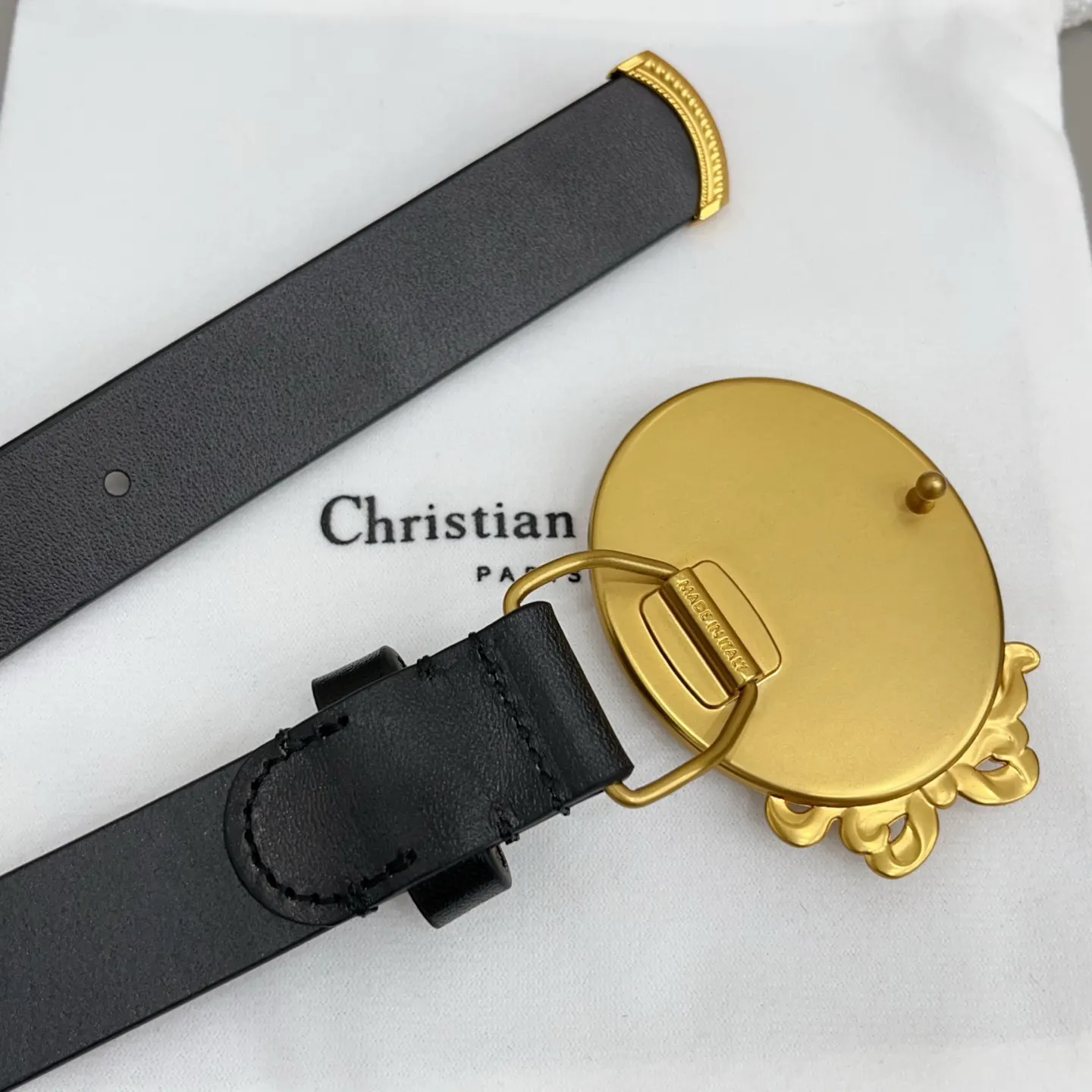 Dior 黑色小牛皮裙装 精致穿搭款