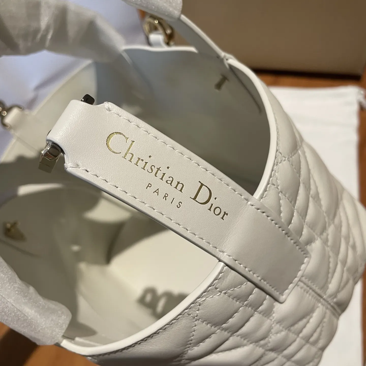 Dior White Bucket Bag Casual Leather