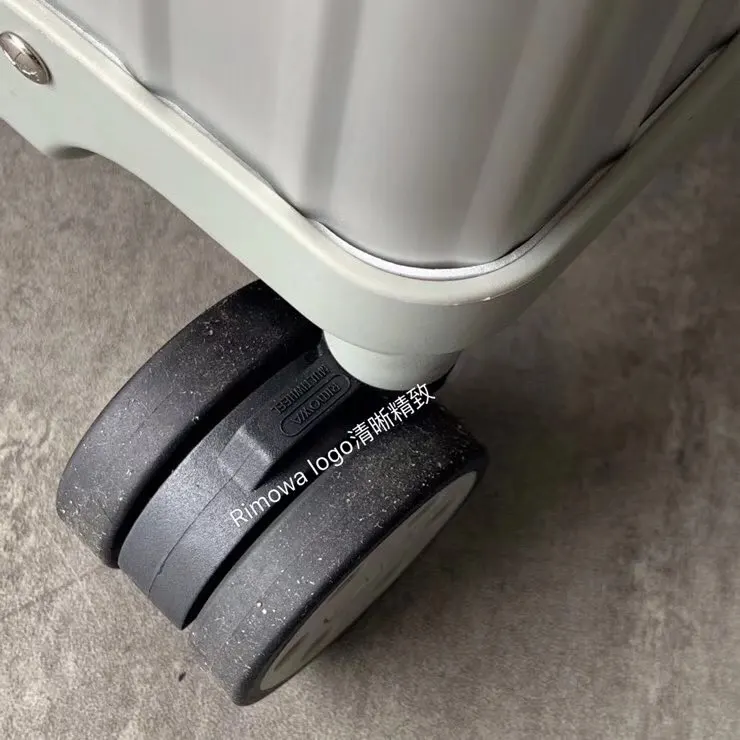 黑色 銀色 RIMOWA聯名款A USH 行李箱 旅行拉杆款 輕便出行款