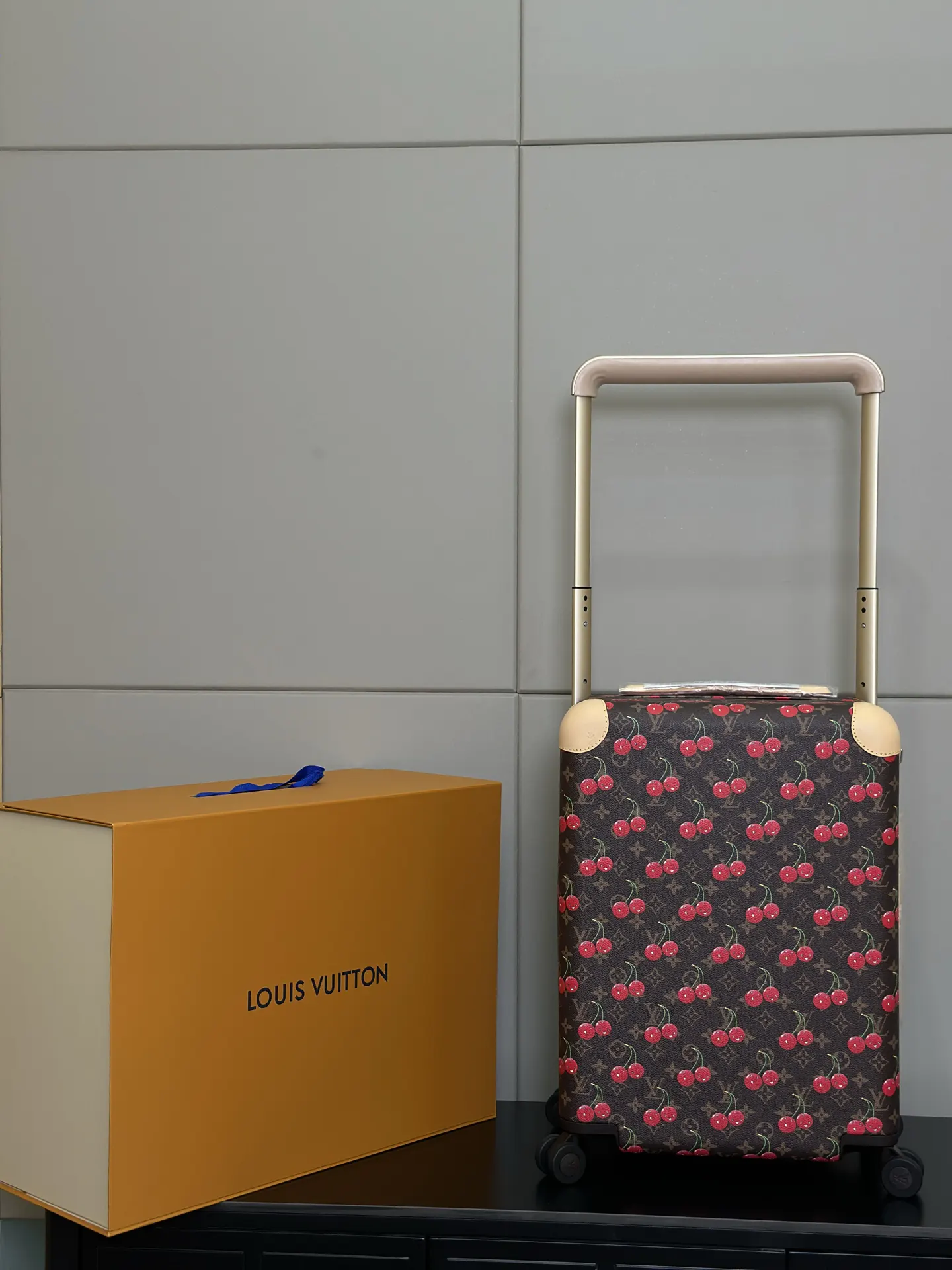 銀色 拉杆真皮包裹 行李箱 旅行拉杆款 輕便出行款