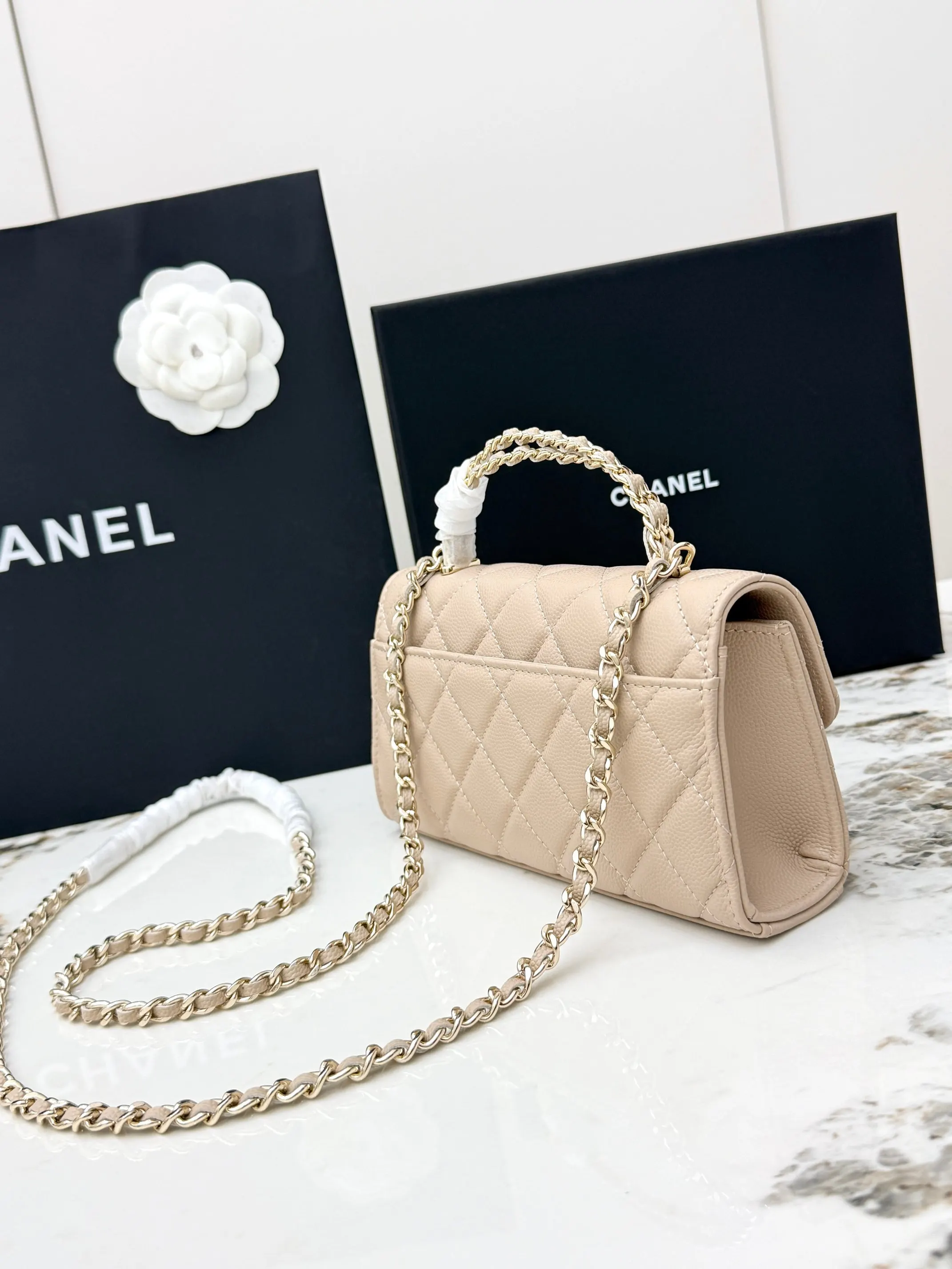 Chanel 米色牛皮Kelly手提包 金链斜挎