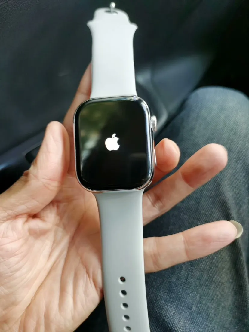 微信下单包邮 送 apple watch 手錶 經典腕表款
