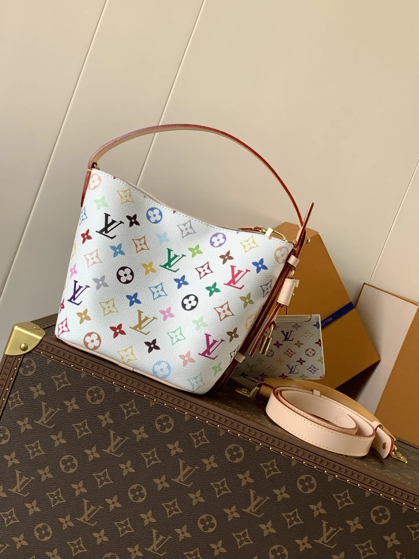 LV 老花 牛皮 收納包 旅行收納款