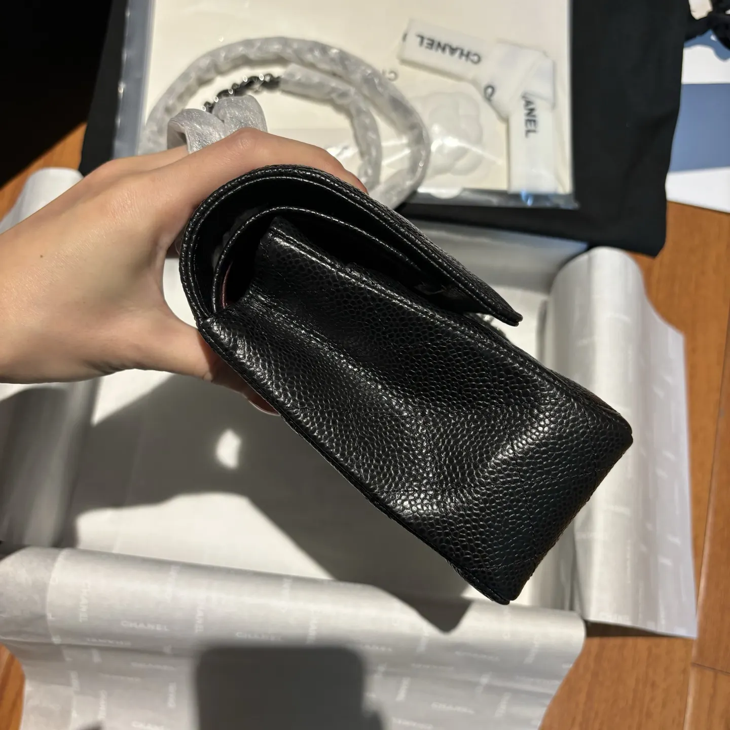 CHANEL 渠道级CF 最新 hass皮 斜背包 輕便斜挎款
