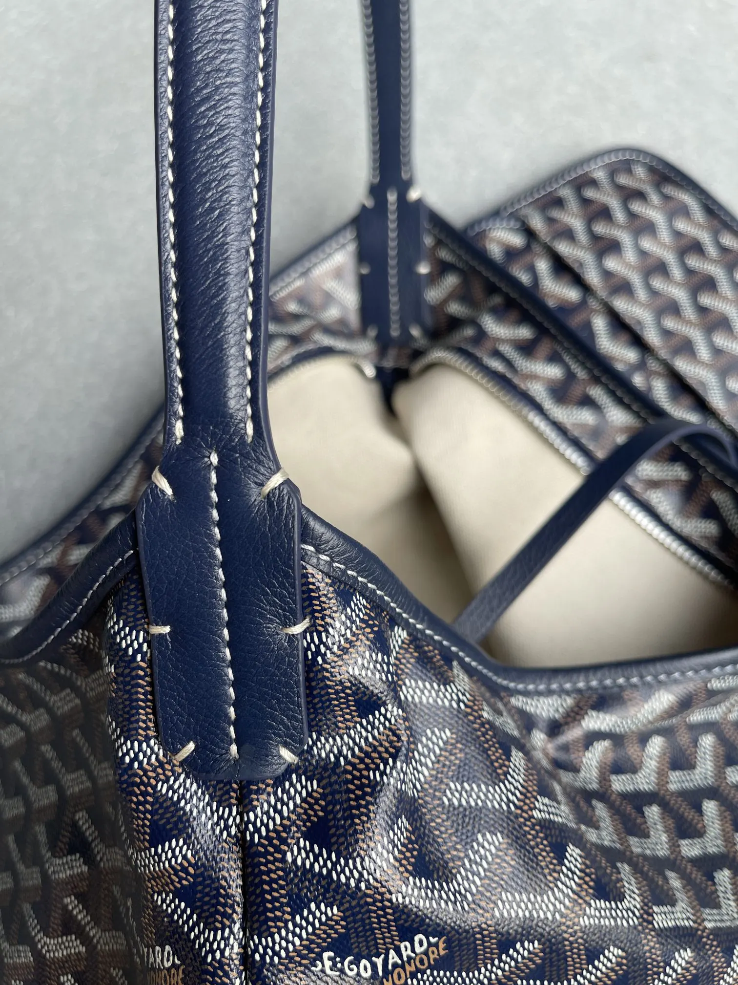 Goyard Black Brown Hobo Shoulder Bag Vintage Leather