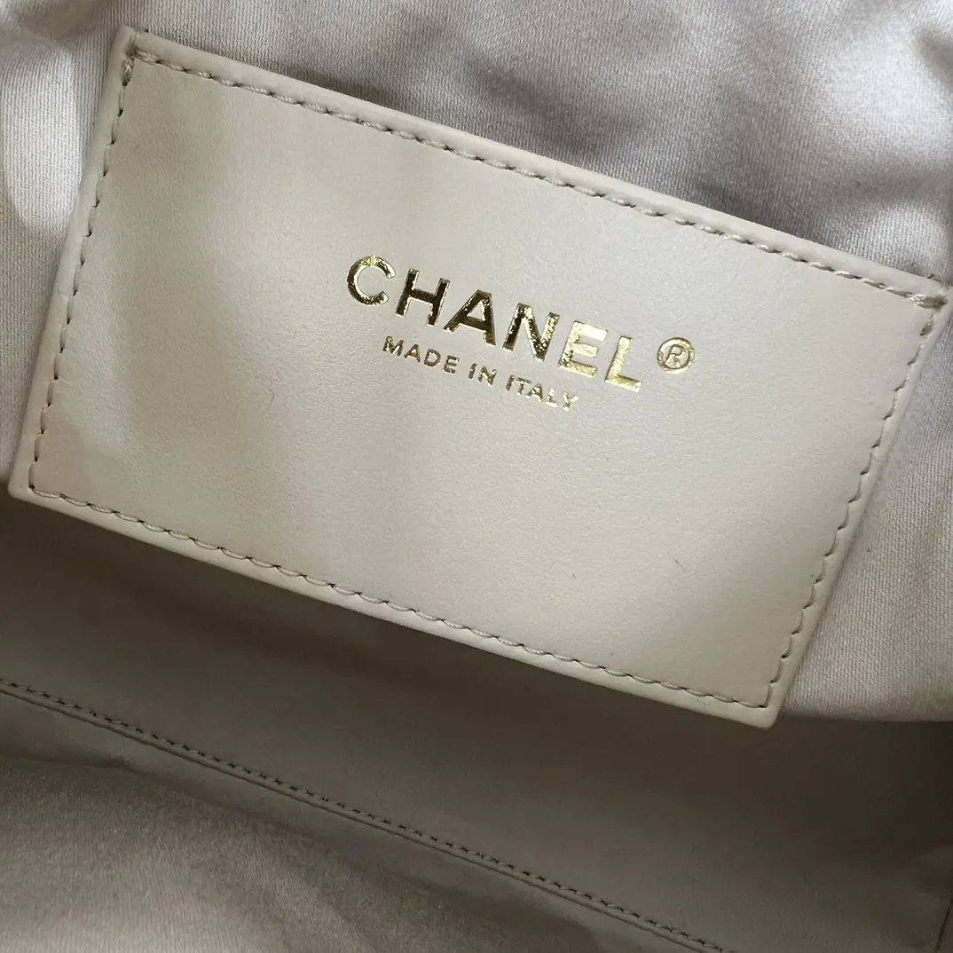 Chanel Beige Hobo Shoulder Bag Leather