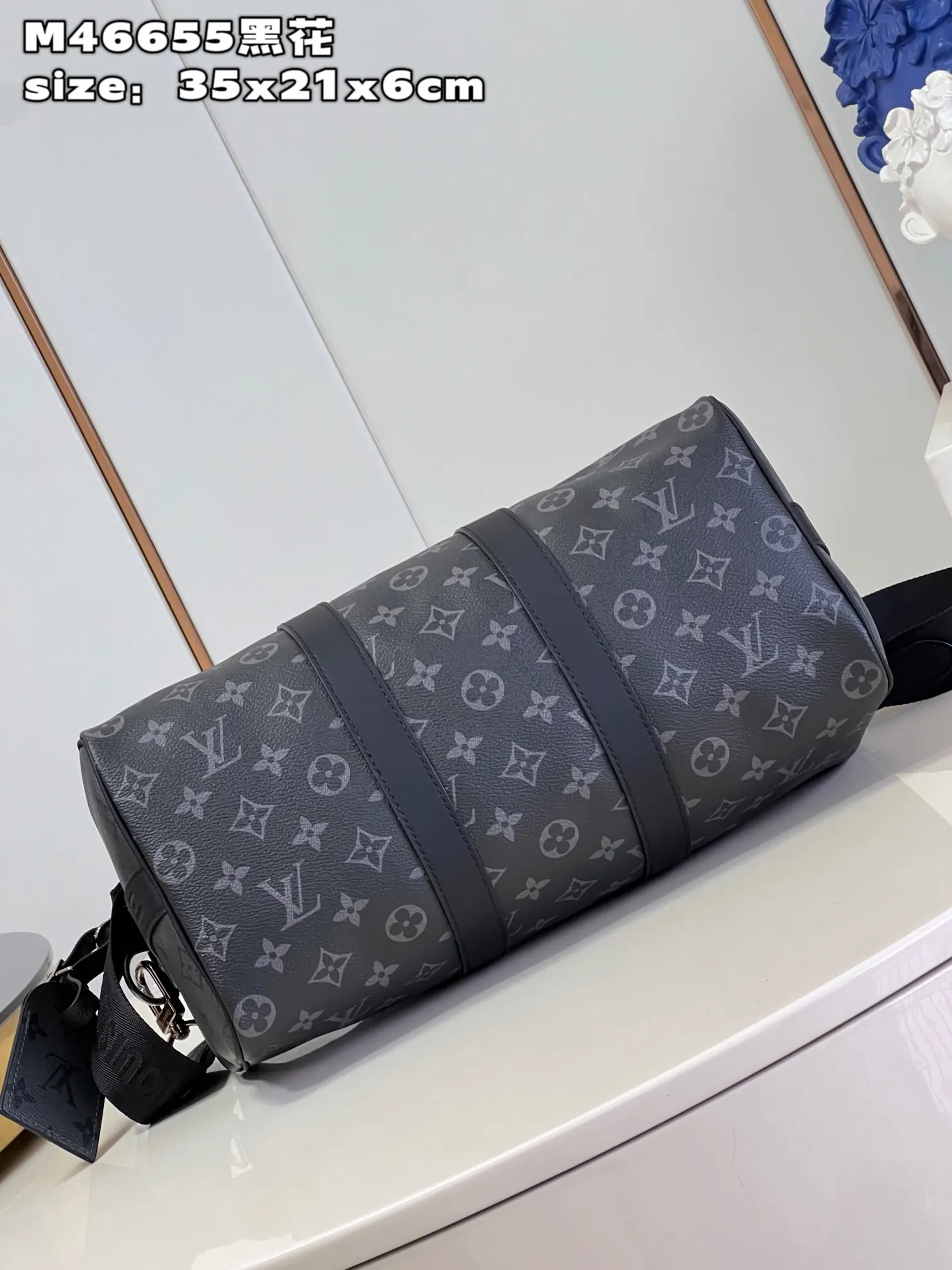 Fashion Item Travel Canvas